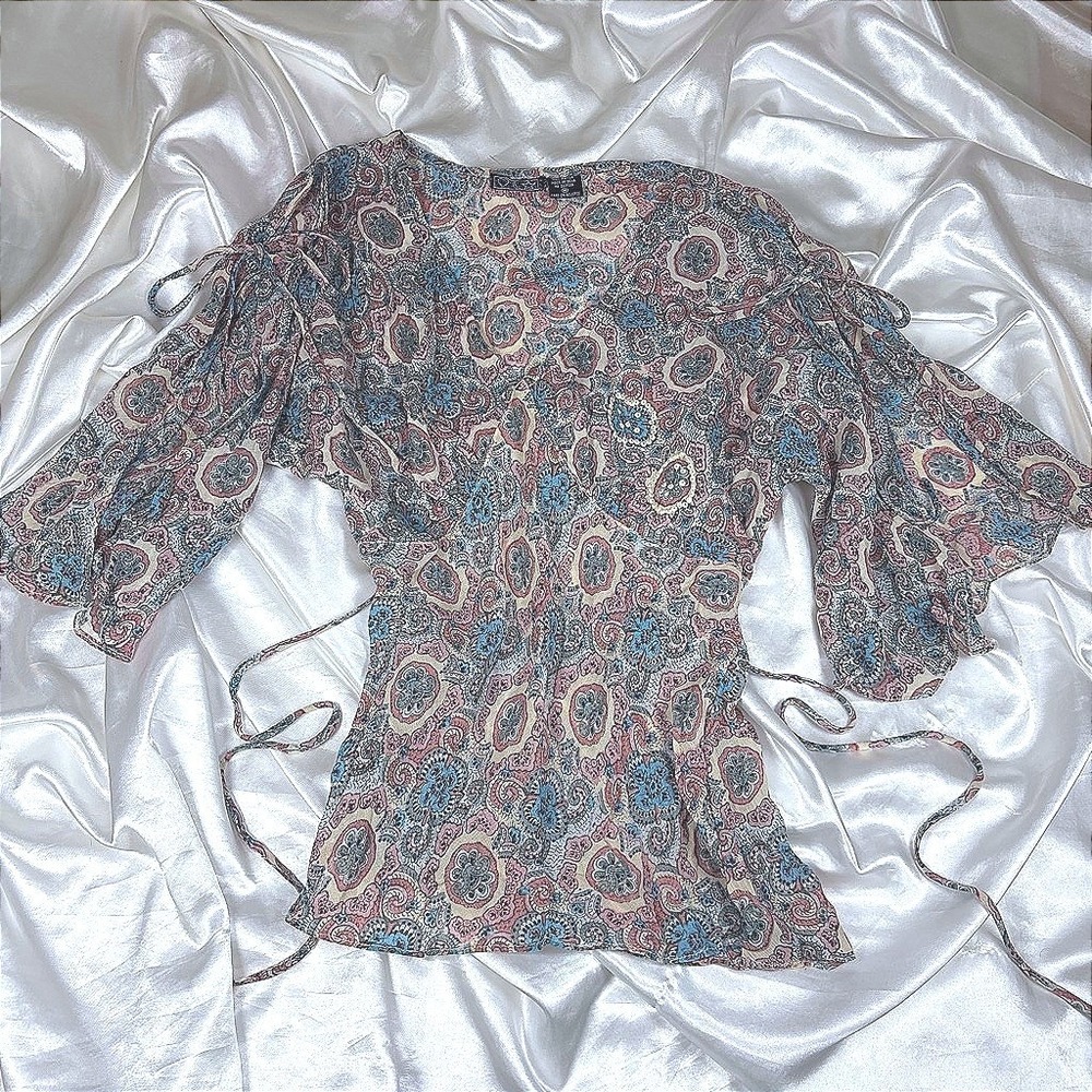 y2k Blouse Blue Excellent Paisley Sequin Cold Shoulder Tie Waist Rayon Top